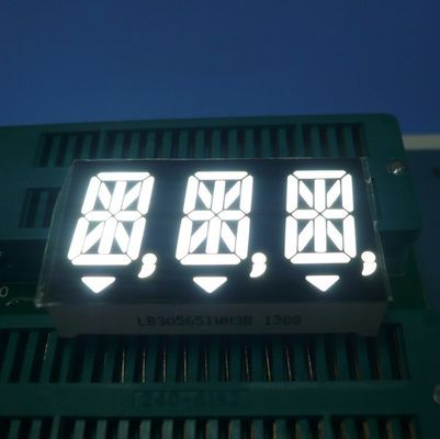 Harga yang bagus Tampilan LED Segmen Tiga Digit Putih 14 Segmen dengan Tinggi Karakter 14.2mm dan Anoda/Katoda Umum untuk Indikator Digital on line