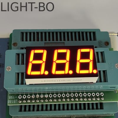 Harga yang bagus Tampilan LED Common Cathode Permukaan Merah Sangat Terang 7 Segmen 3 digit 14.2mm untuk Pengontrol Suhu on line
