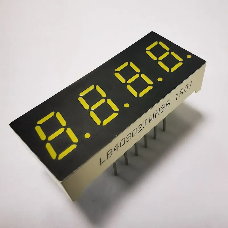 4 digit 7 Segmen LED Tampilan Katode Umum Ultra Putih 7,62mm untuk Indikator Suhu 0