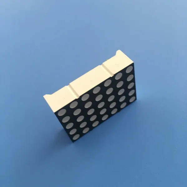 Tampilan LED Matrix DOT 3mm Super Cerah Kuning untuk Tanda-tanda yang Bergerak / Papan Pesan 0