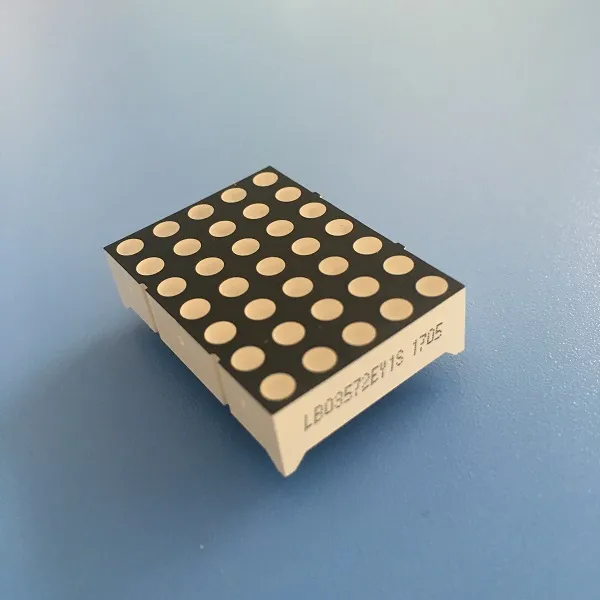 Tampilan LED Matrix DOT 3mm Super Cerah Kuning untuk Tanda-tanda yang Bergerak / Papan Pesan 3